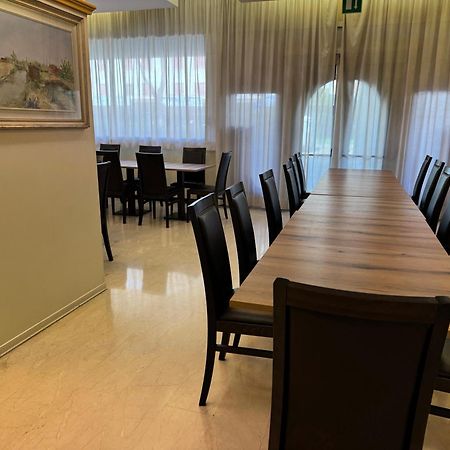 Hotel Albatros Mestre Zewnętrze zdjęcie