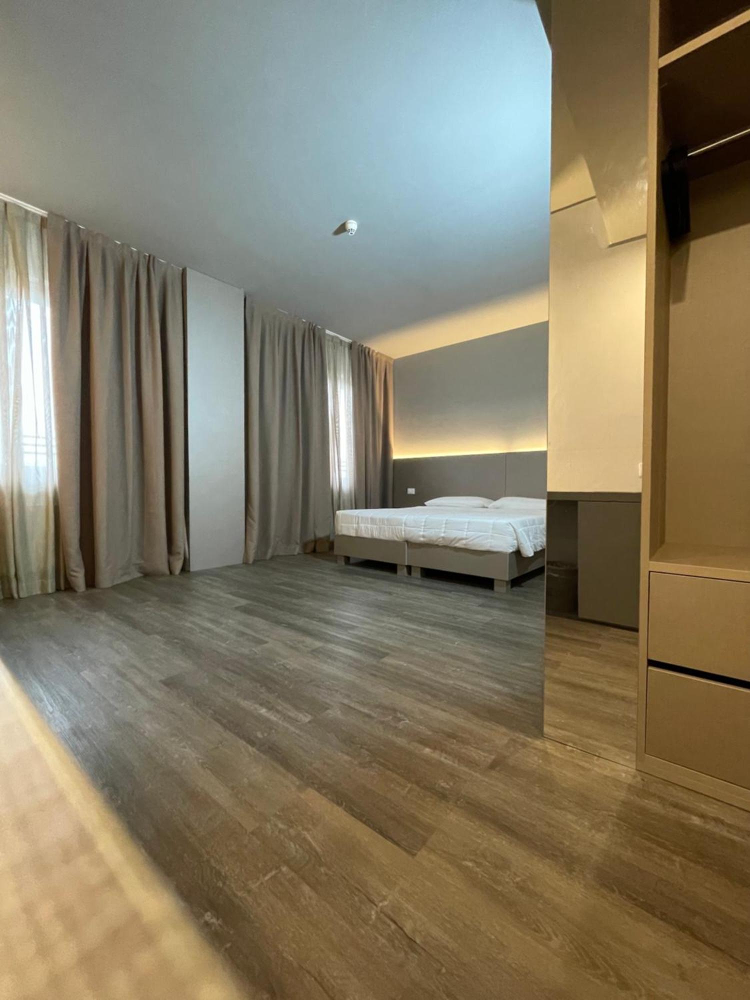 Hotel Albatros Mestre Zewnętrze zdjęcie