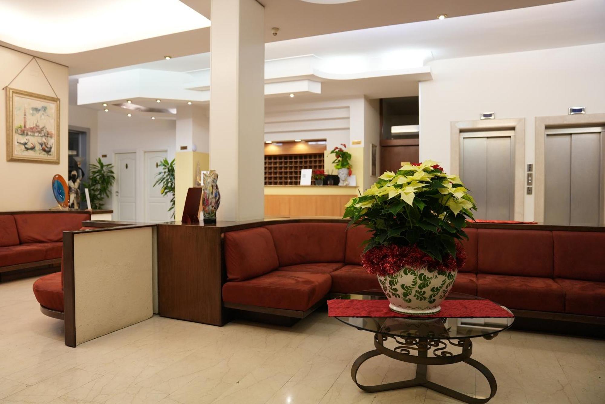 Hotel Albatros Mestre Zewnętrze zdjęcie