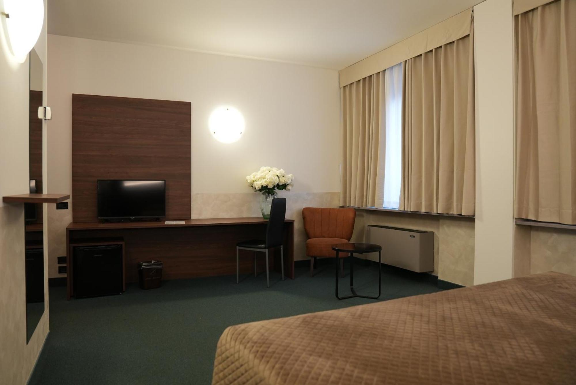 Hotel Albatros Mestre Zewnętrze zdjęcie