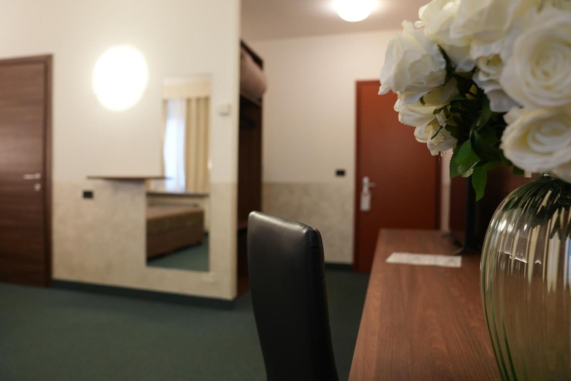 Hotel Albatros Mestre Zewnętrze zdjęcie