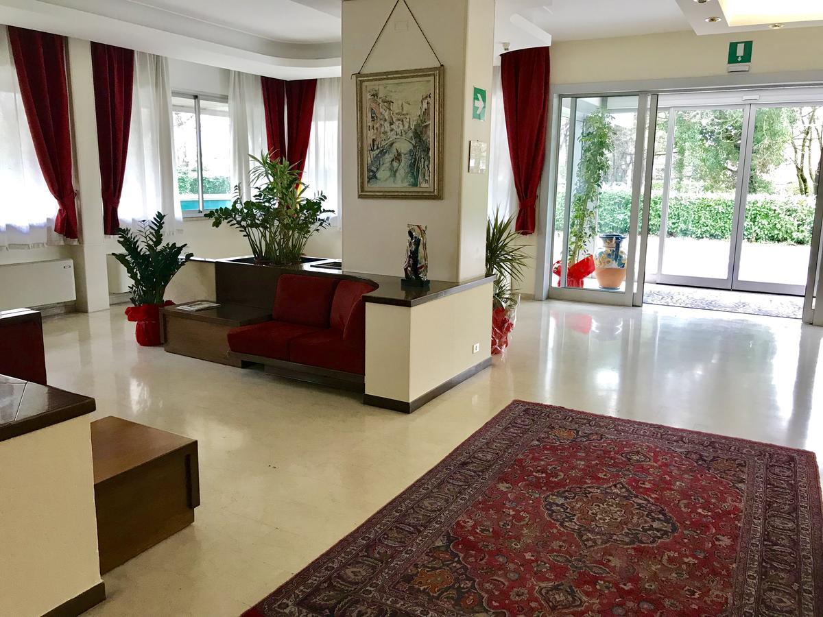 Hotel Albatros Mestre Zewnętrze zdjęcie